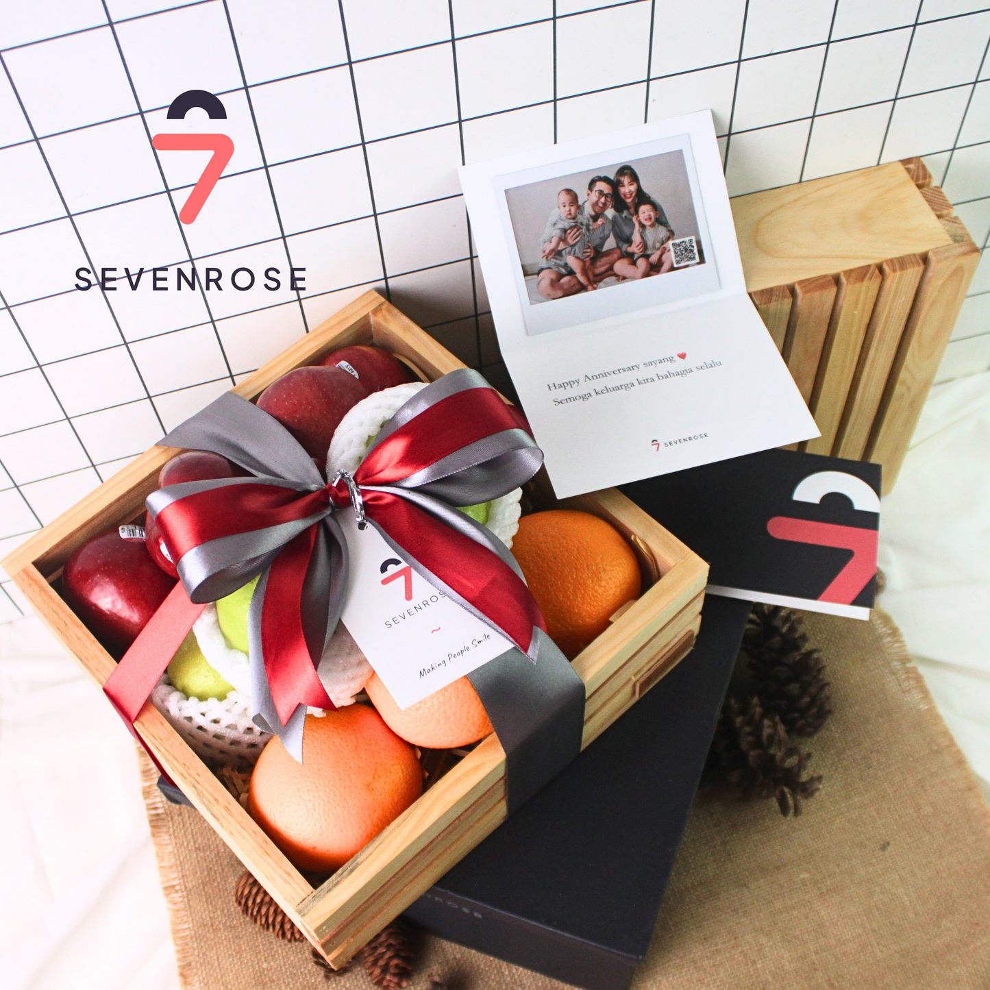 Skara Hampers