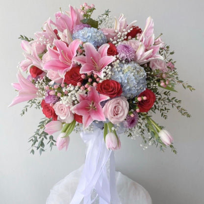 Lily, Hydrangea, Vase