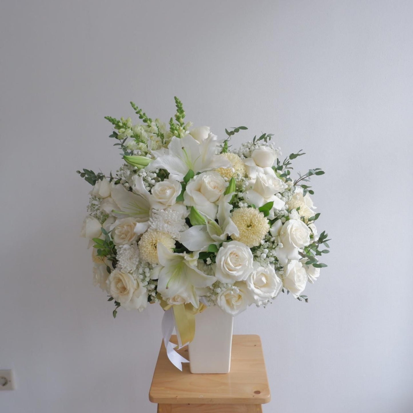 Vase, Garbera, Flower