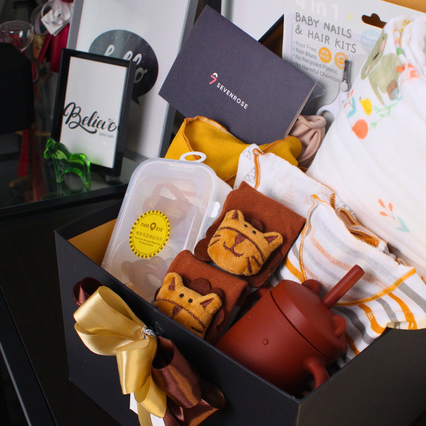 Premium, Gift, Hampers