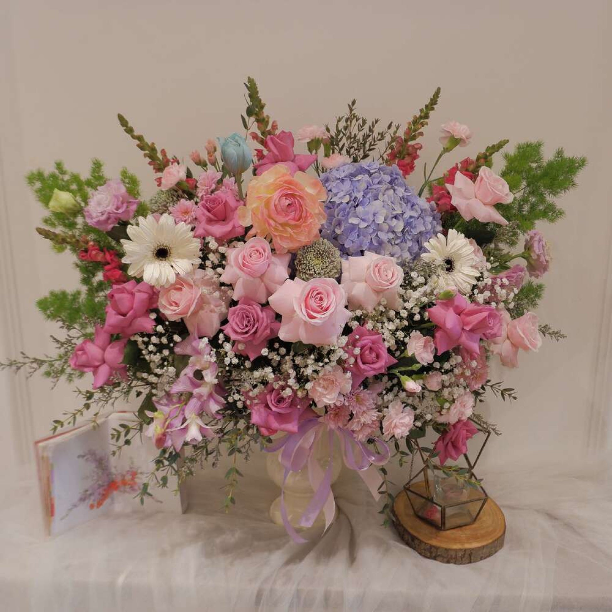 Hydrangea, Vase, Baby Breath