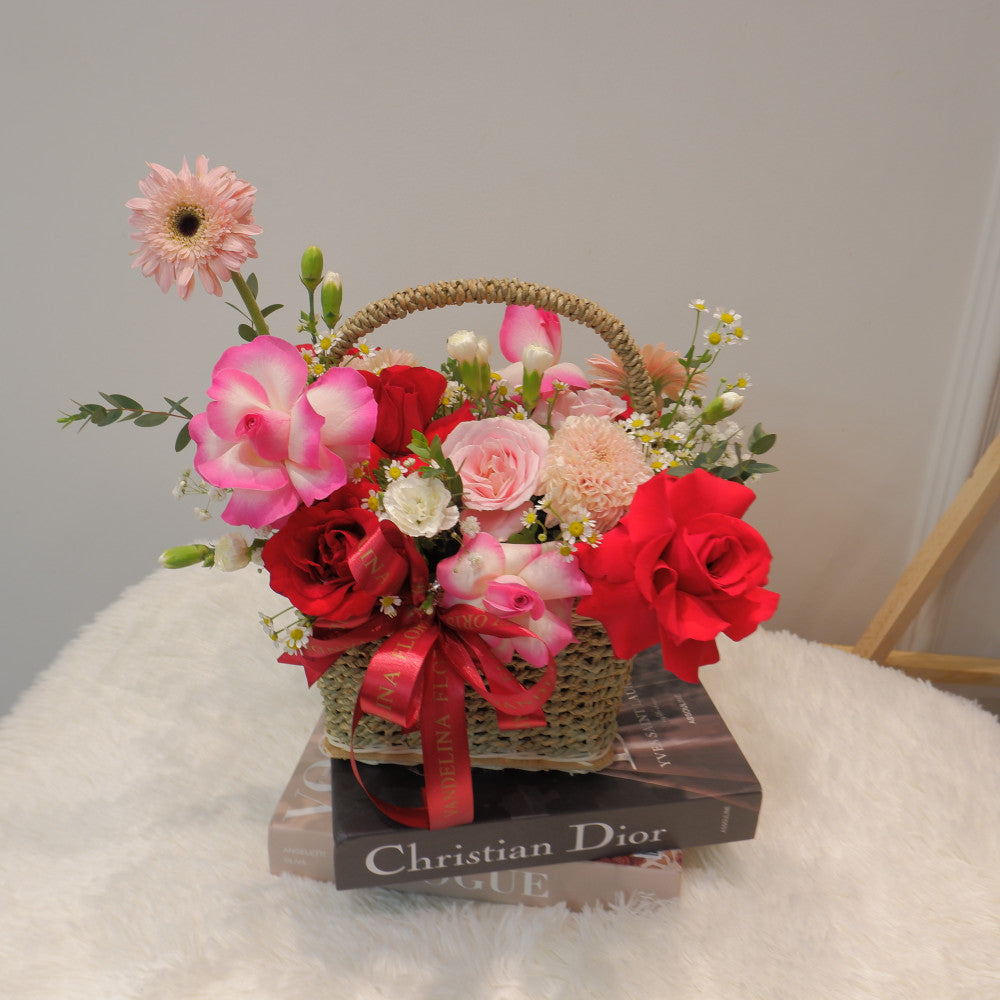 Basket Flower, Rose, Graduation